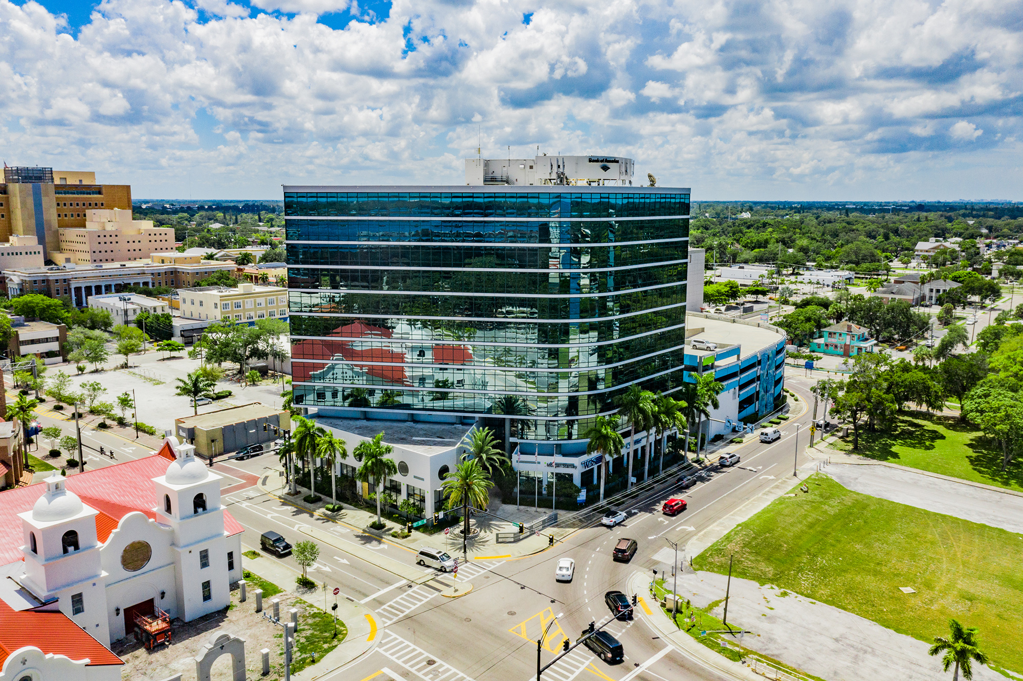 South Florida buyer pays $14.9M for 12-story office building in Bradenton